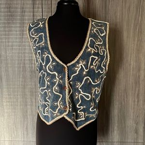 AGAPO embroidery vest